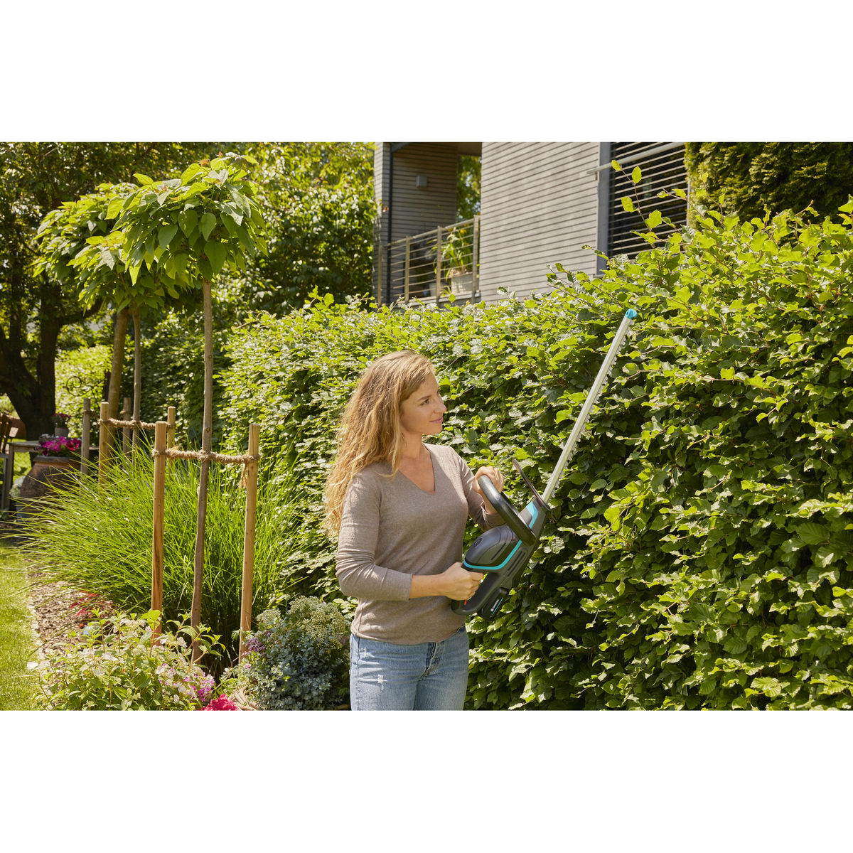 GARDENA ComfortCut 50/18V P4A Heckenscheren-Set – 2,0 Ah