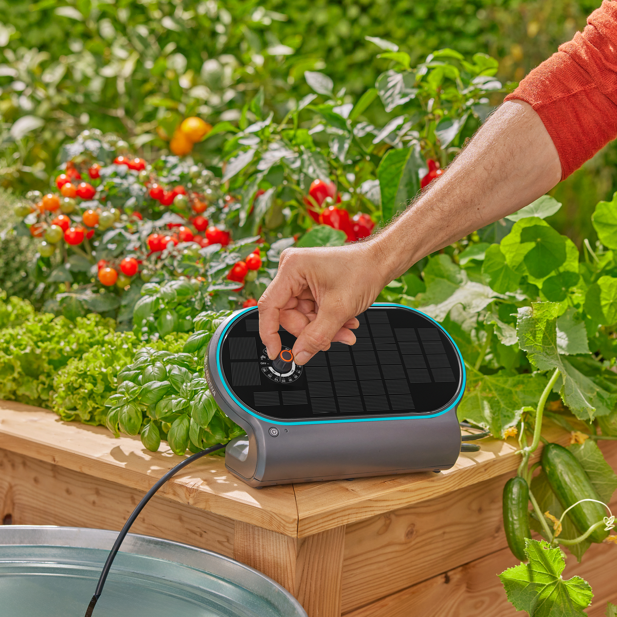 GARDENA AquaBloom L Set – Solar-Bewässerung für bis zu 30 Pflanzen